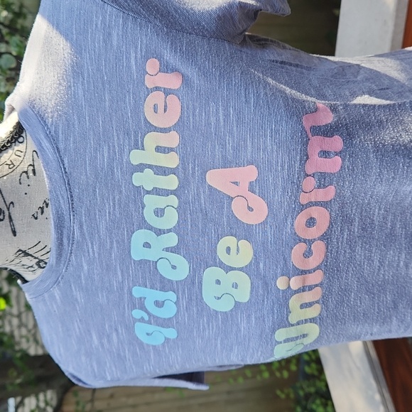 Graphic tee - Picture 2 of 6